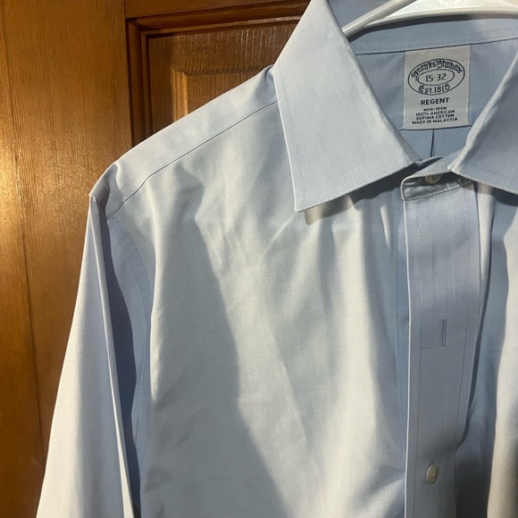 Brooks Brothers Blue Dress Shirt with Pointed Collar - Picture 4 of 5